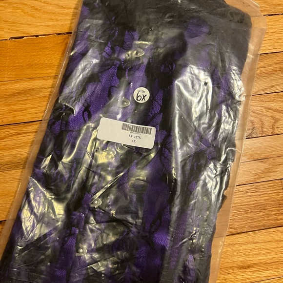 Purple Lace off shoulder corset - Picture 6 of 6